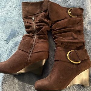 Women’s boots